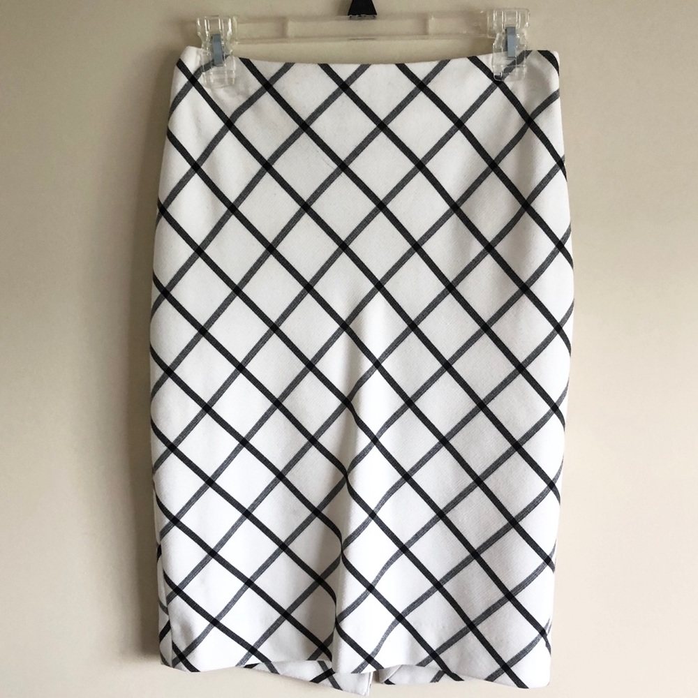 Patterned skirt